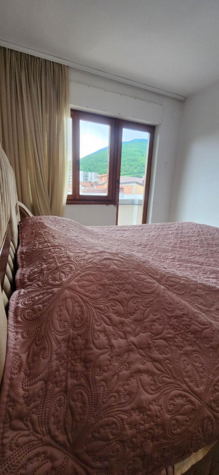 Lovely 1 Bedroom Within Walking Distance, Views Печ Екстериор снимка