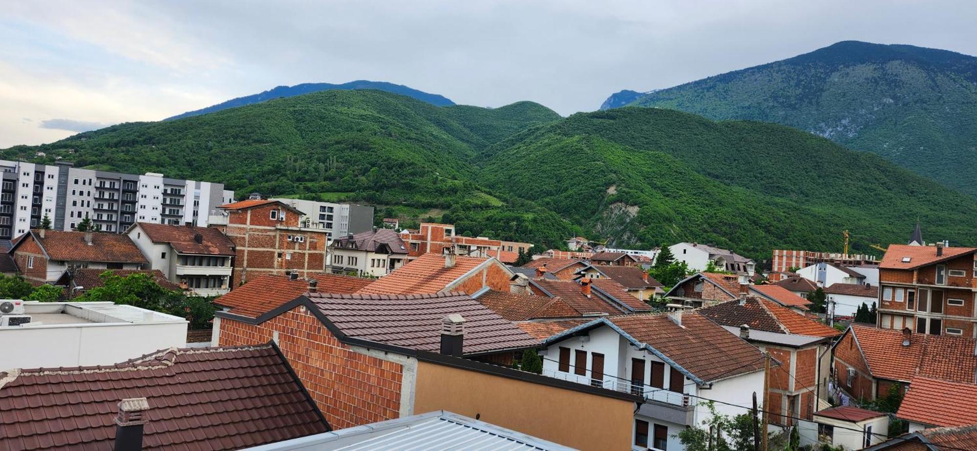 Lovely 1 Bedroom Within Walking Distance, Views Печ Екстериор снимка