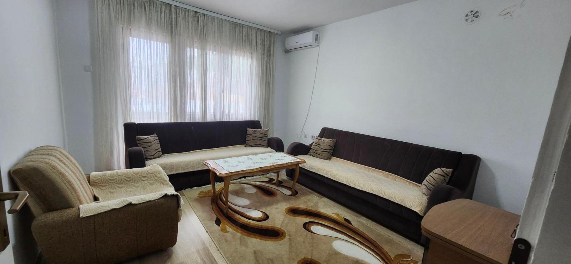 Lovely 1 Bedroom Within Walking Distance, Views Печ Екстериор снимка
